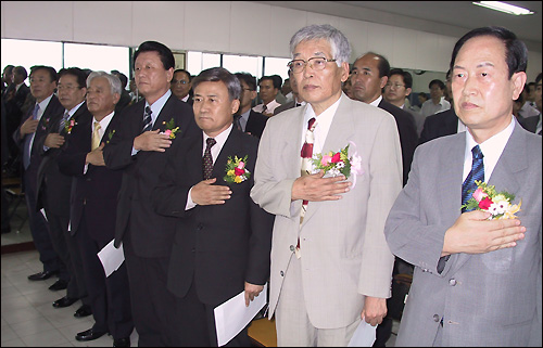 20일 광주전남신당연대는 창립식을 갖고 본격적인 활동에 들어갔다. 